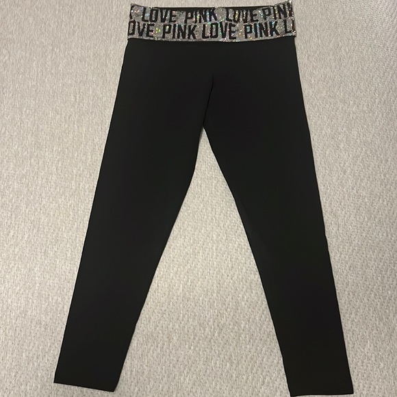 *RARE* VS PINK capri leggings with sequin band - size medium *NWT* - Picture 4 of 6
